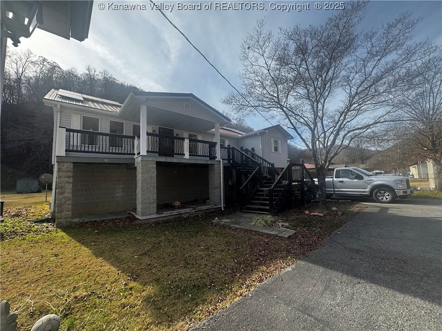2058 U S 52, Gilbert, WV 25621 - photo 1