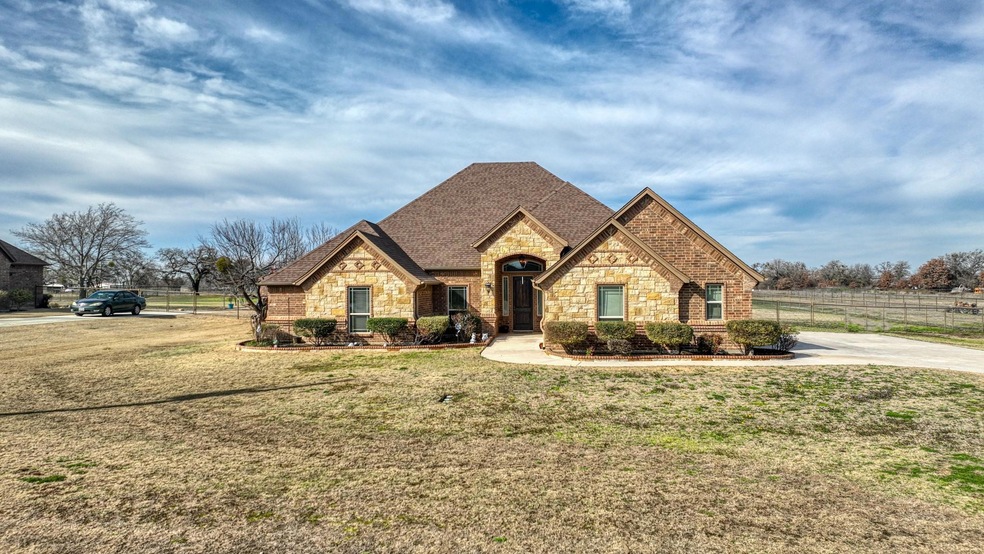 113 Arbor Terrace, Brock, TX 76087 - photo 1