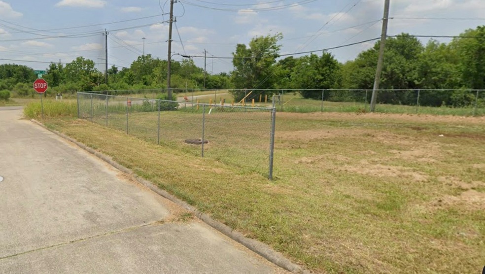 0 Bradford Way Dr, Houston, TX 77075 - photo 1