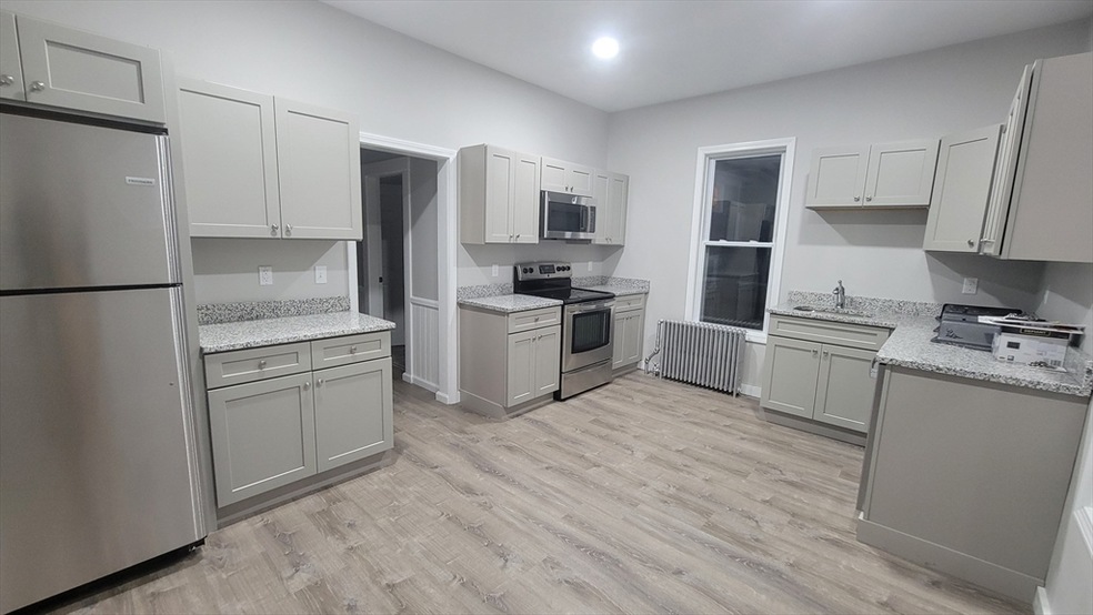 319-321 Belmont St unit 1, Fall River, MA 02720 - photo 1