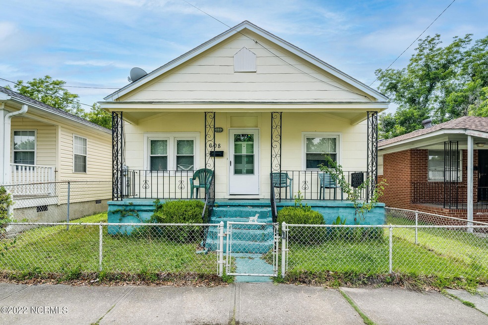 608 S 14th