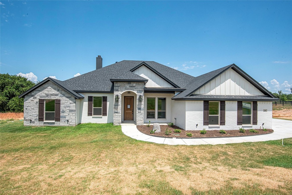 120 Oaks Springs Ln, Hudson Oaks, TX 76087 - photo 1