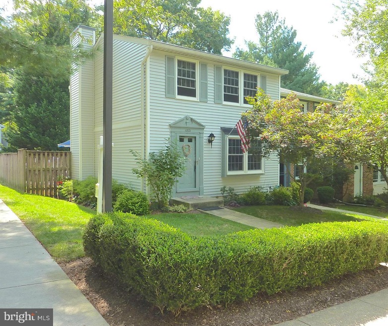 11521 Ivy Bush Ct, Reston, VA 20191 - photo 1