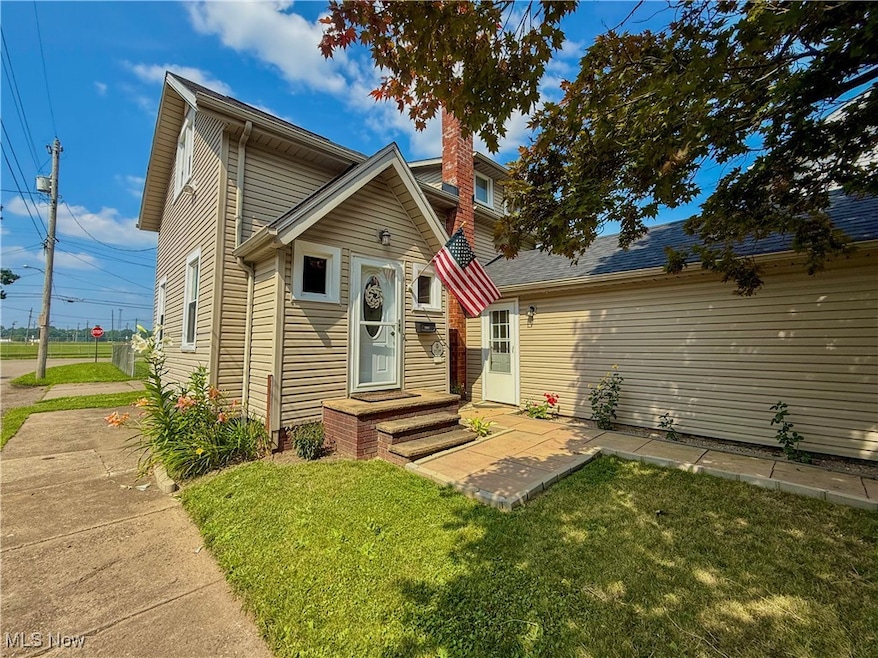 3115 2nd St NW, Canton, OH 44708 - photo 1