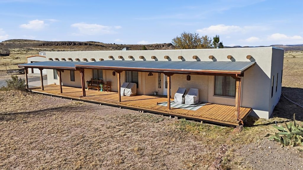 208 Sgt Mulhern Loop, Fort Davis, TX 79734 - photo 1