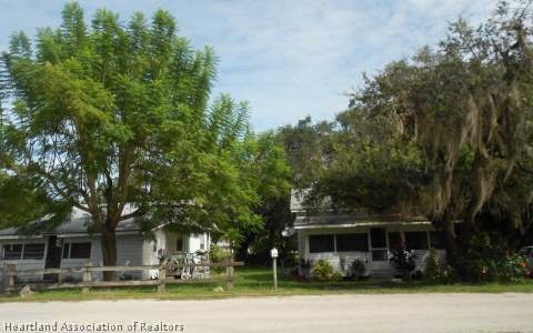 121 Harris Dr, Lake Placid, FL 33852 - photo 1