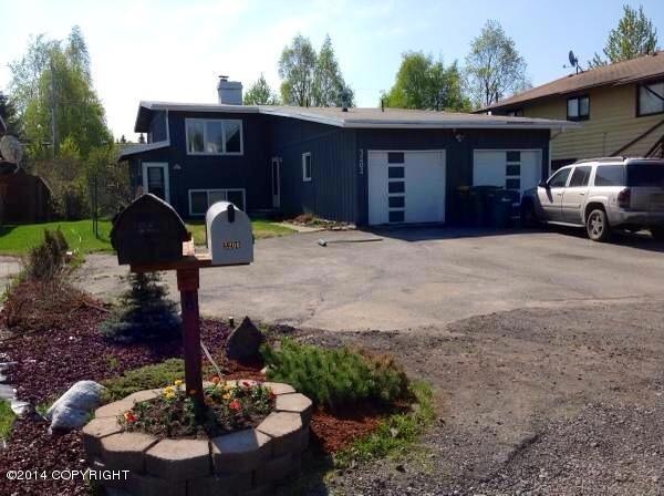 Great duplex, centrally located