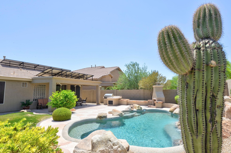 pool to house