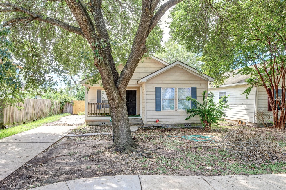 6004 Grace Ln, Houston, TX 77021 - photo 1