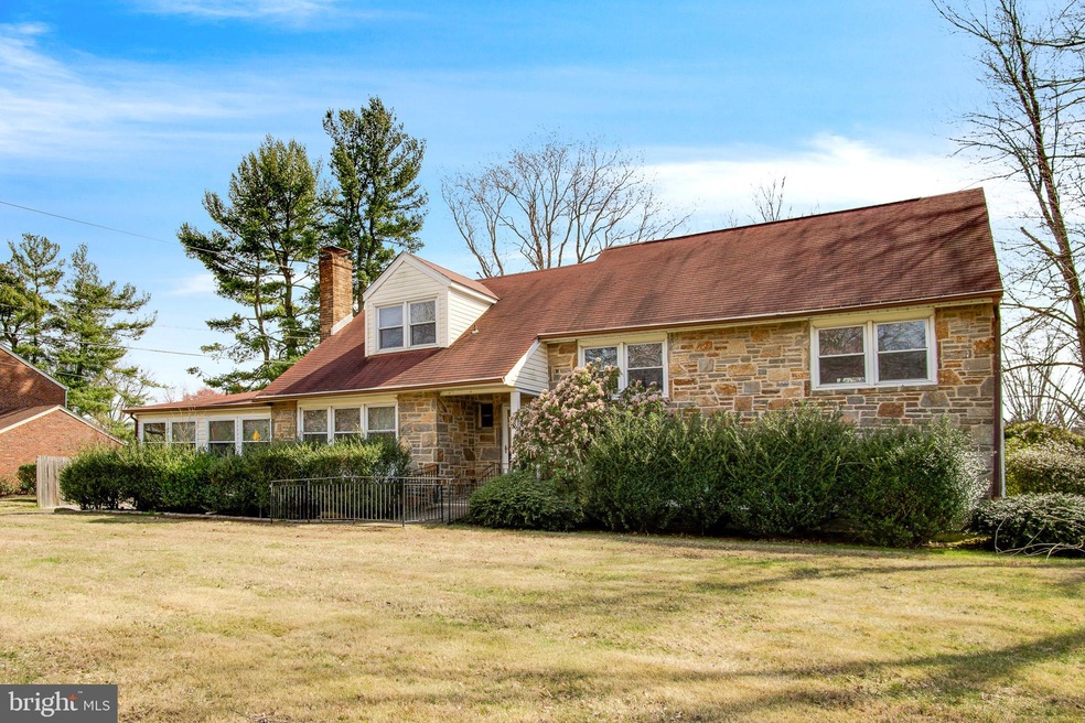 400 Crest Rd, Wilmington, DE 19803 - photo 1