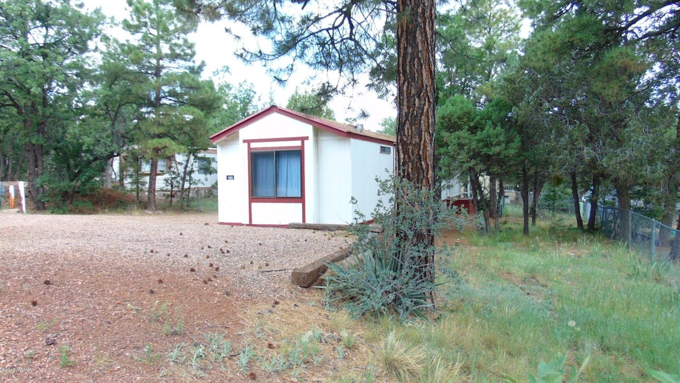 980 S 9th Ave, Show Low, AZ 85901 - photo 1