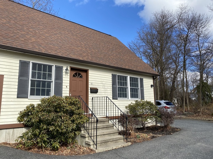 44 Cloverdale Rd, Newton Highlands, MA 02461 - photo 1