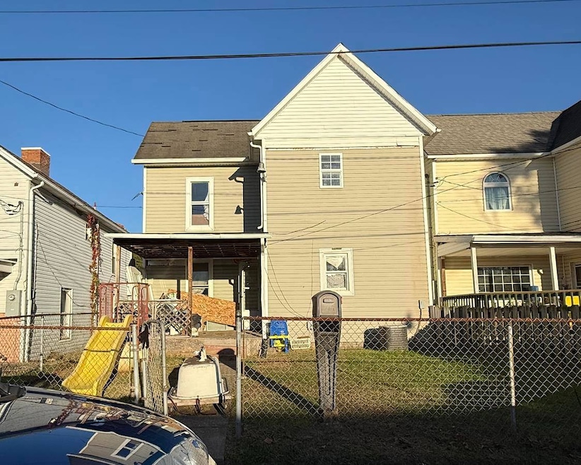 1108 Nutter St, Clarksburg, WV 26301 - photo 1