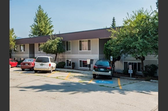 401 N Spokane Ave, Newport, WA 99156 - photo 1