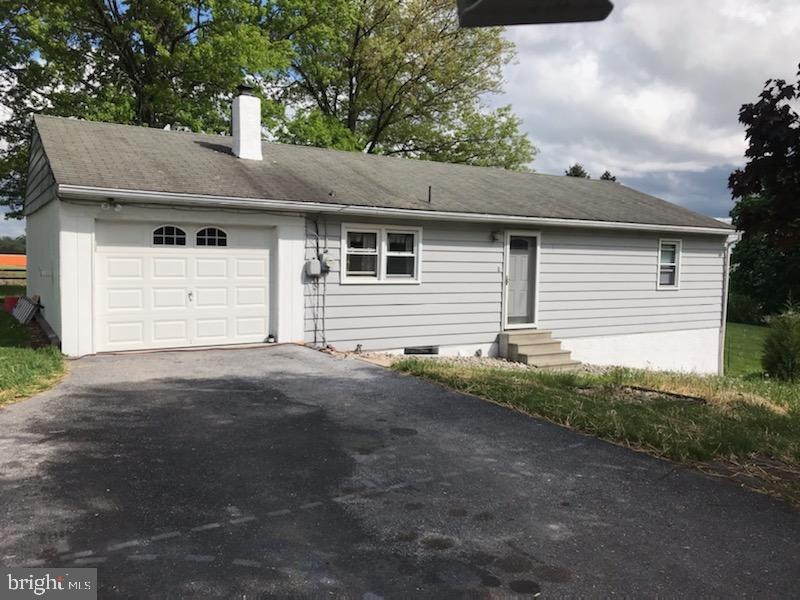 1162 N State St, Pottstown, PA 19464 - photo 1