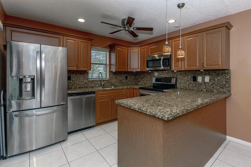 Gourmet Kitchen