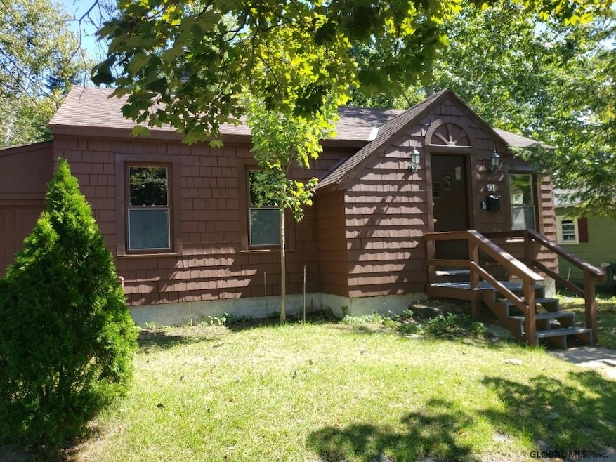 91 Park St, Gloversville, NY 12078 - photo 1