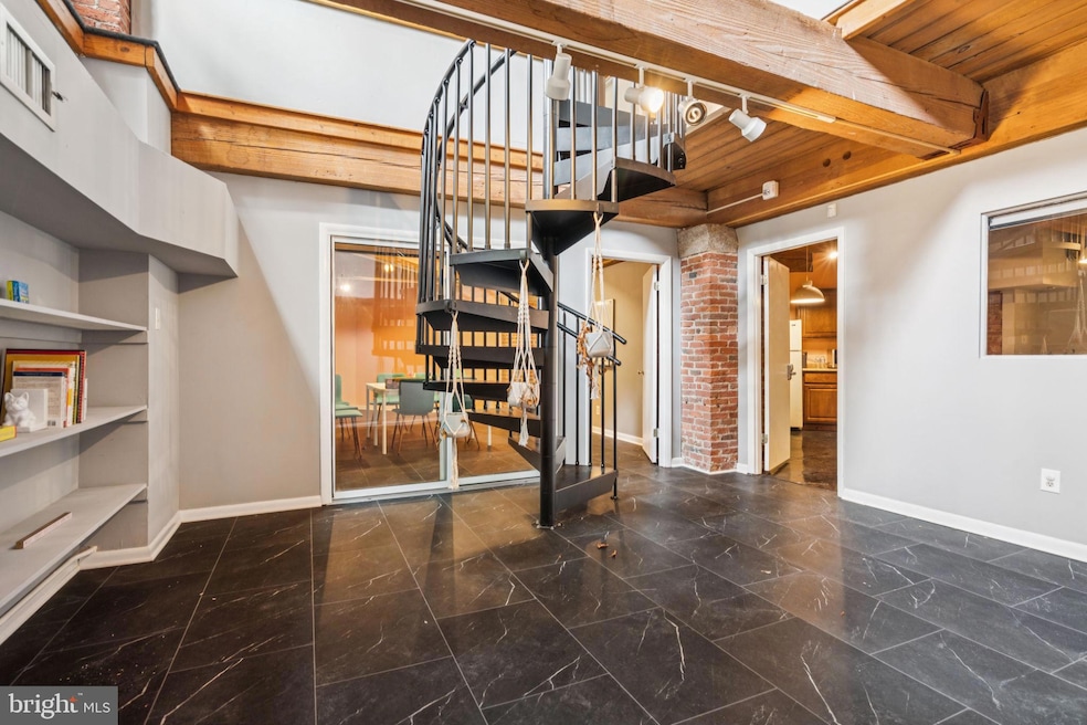 19 Cuthbert St unit B, Philadelphia, PA 19106 - photo 1