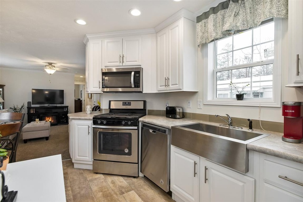 12 Hickory Ave, North Hampton, NH 03862 - photo 1