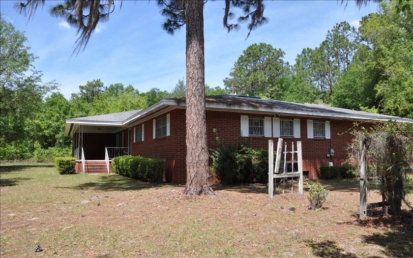 549 NW Amanda St, Lake City, FL 32055 - photo 1