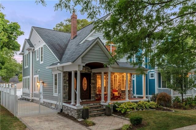 Minutes from downtown Birmingham!