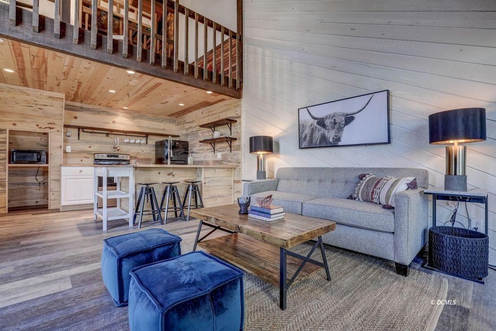 Loft and living