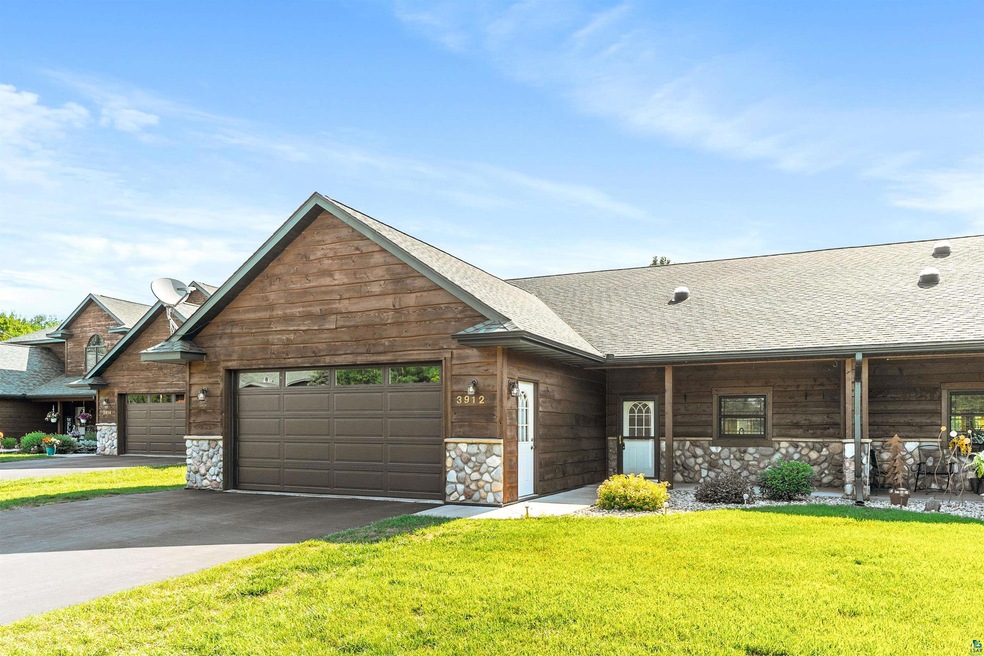 Sold $409,900 • Co-Listing Agent