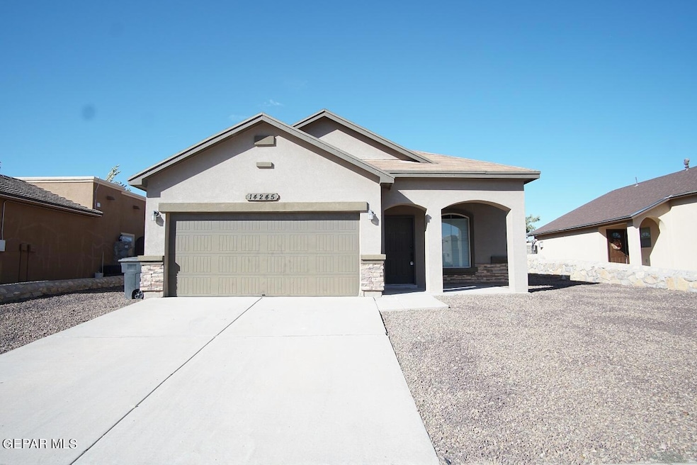 14245 Desert Sky Dr, Horizon City, TX 79928 - photo 1