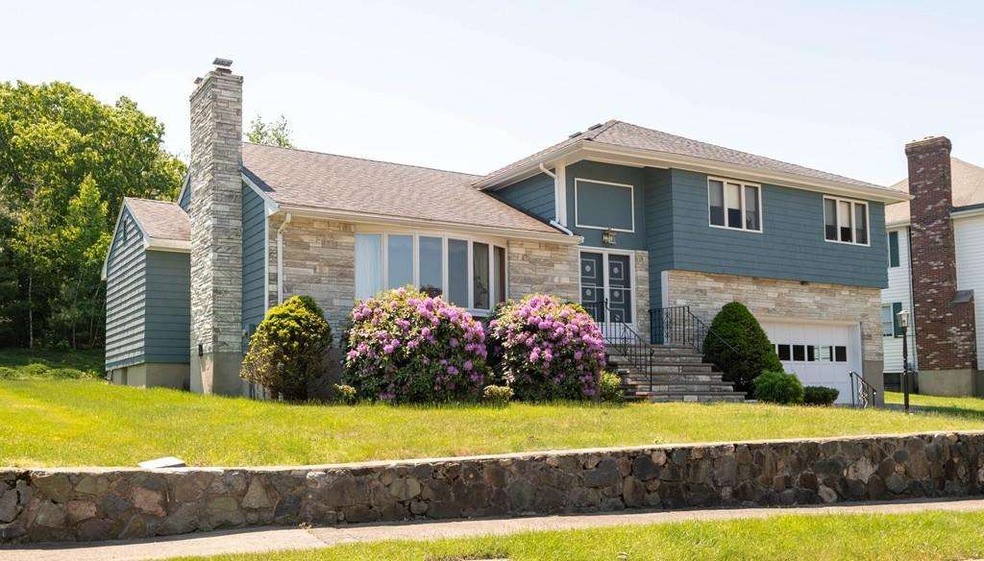 25 Crystal Dr, Stoneham, MA 02180 - photo 1