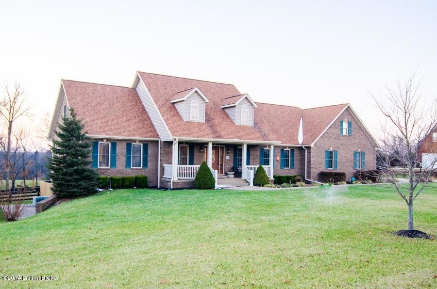 Welcome to 130 Crescent Ridge Dr!