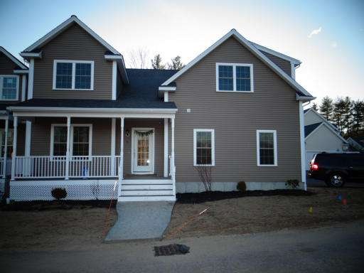 4 Williamsburg Way, Medway, MA 02053 - photo 1