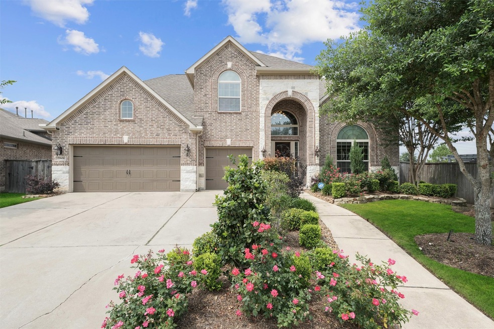Welcome home to 27606 Fleetwood Bend Lane