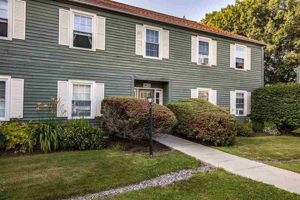 30 Twin Oaks Terrace, South Burlington, VT 05403 - photo 1