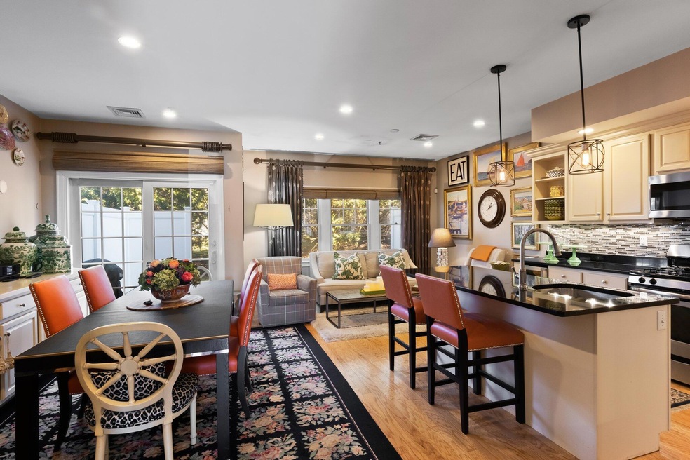 8-web-or-mls-320-stevens-st-g3