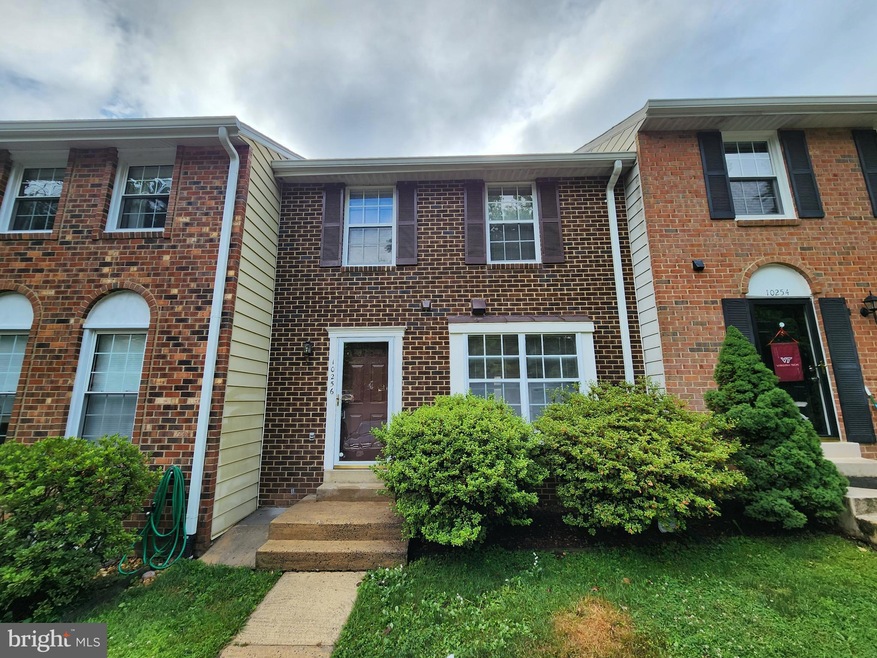 10256 Fern Pool Ct, Burke, VA 22015 - photo 1