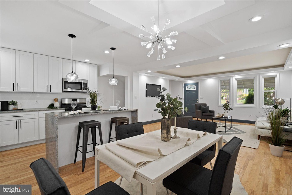 819 Wildwood Pkwy, Baltimore, MD 21229 - photo 1