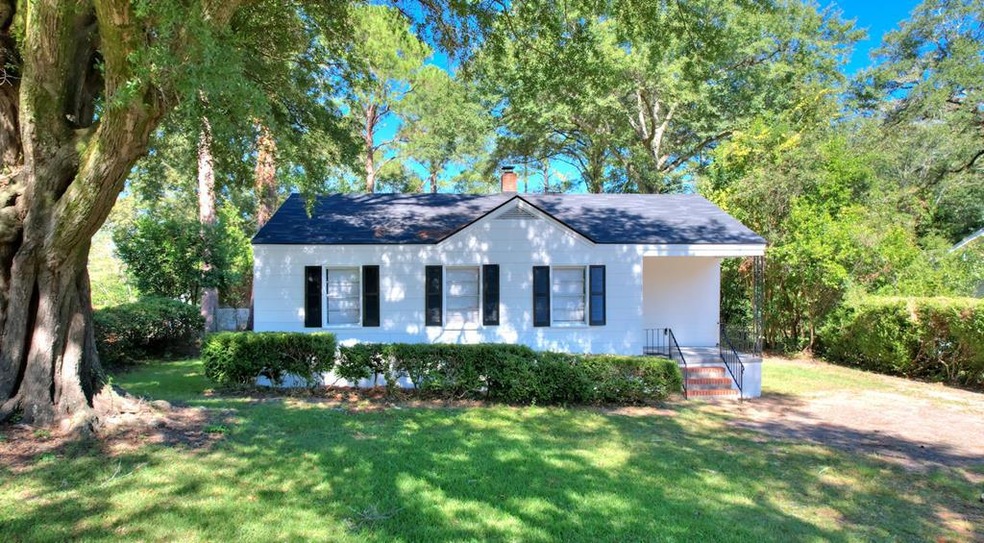 1309 11th Ave, Albany, GA 31707 - photo 1