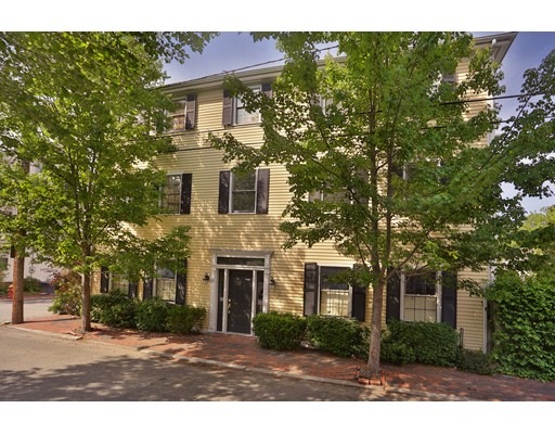 15 Beck St, Newburyport, MA 01950 - photo 1