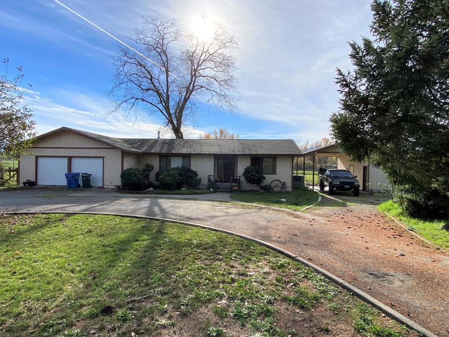 3347 S River Rd, Grants Pass, OR 97527 - photo 1