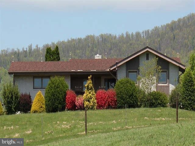 2777 Sipes Mill Rd, Warfordsburg, PA 17267 - photo 1