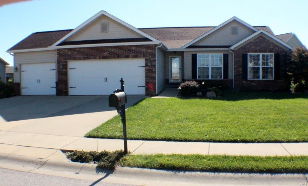 6958 Magona Ct, Maryville, IL 62062 - photo 1