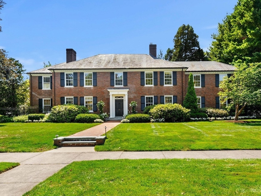 20 Foxcroft Rd, Winchester, MA 01890 - photo 1