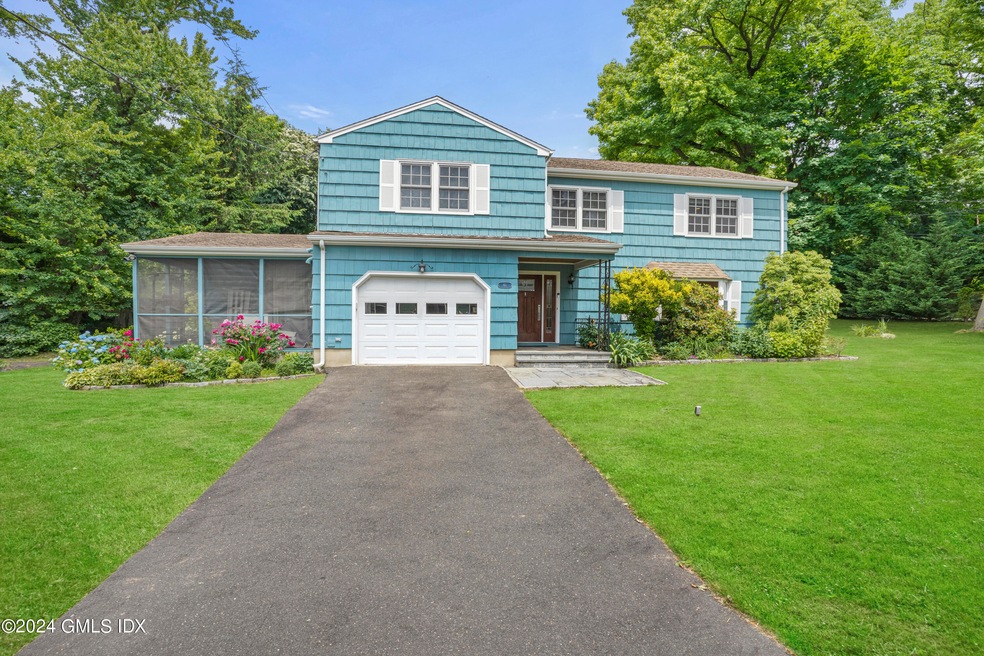 41 Leonard Ave, Riverside, CT 06878 - photo 1