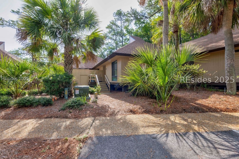 112 Devils Elbow Ln unit 112, Hilton Head Island, SC 29926 - photo 1