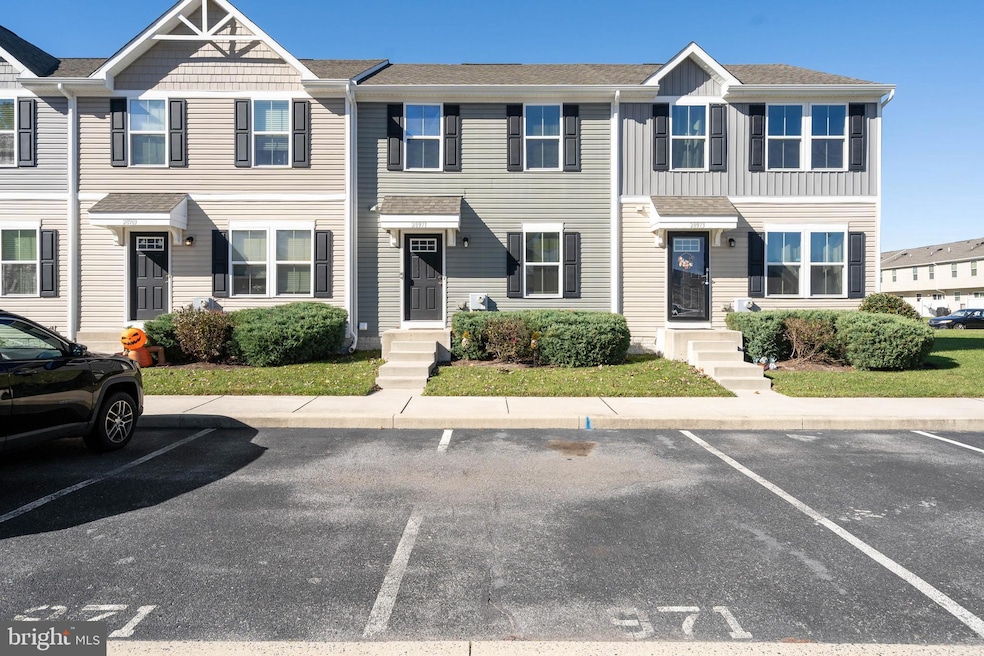 For Rent $2,200/month