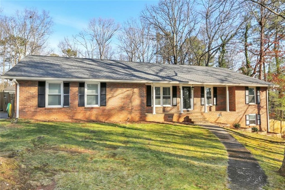 Beautiful brick ranch!