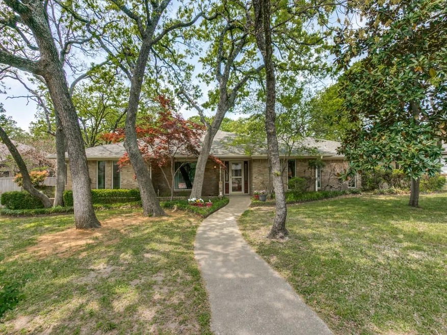 1912 Hollyhill Ln, Denton, TX 76205 - photo 1