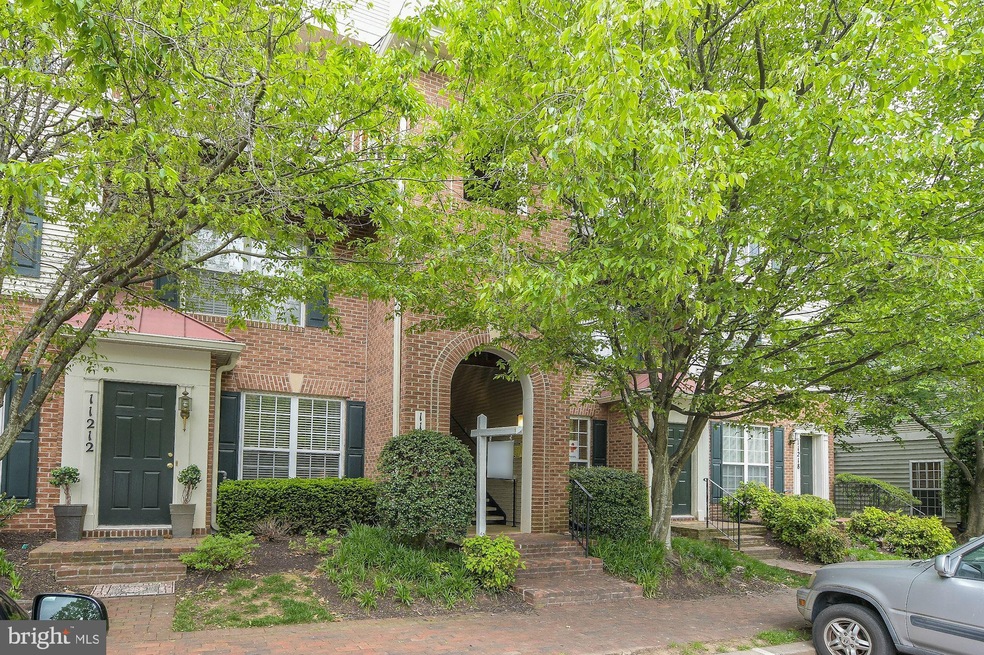 11214 Edson Park Place unit 15, Rockville, MD 20852 - photo 1