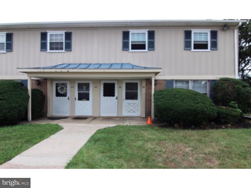 46 Kearney Dr, North Wales, PA 19454 - photo 1