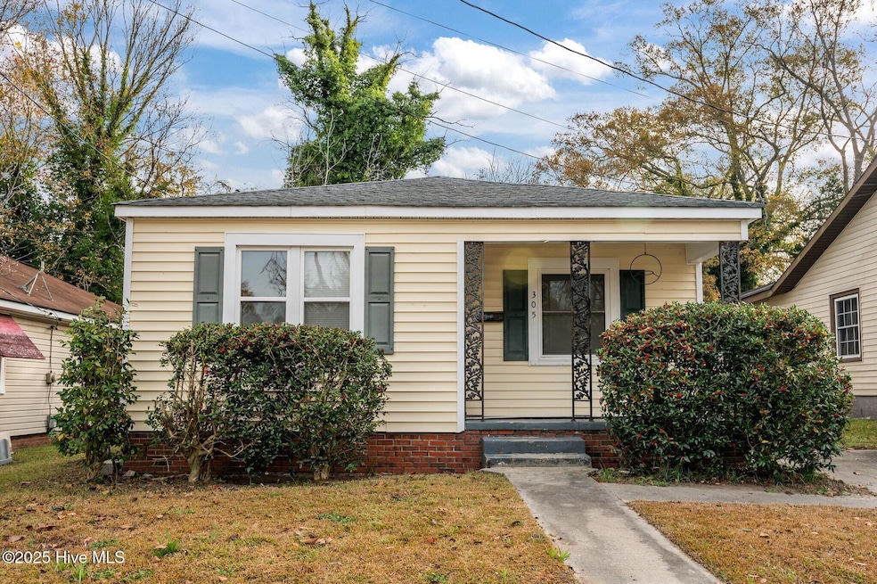 305 Cadillac St, Greenville, NC 27834 - photo 1